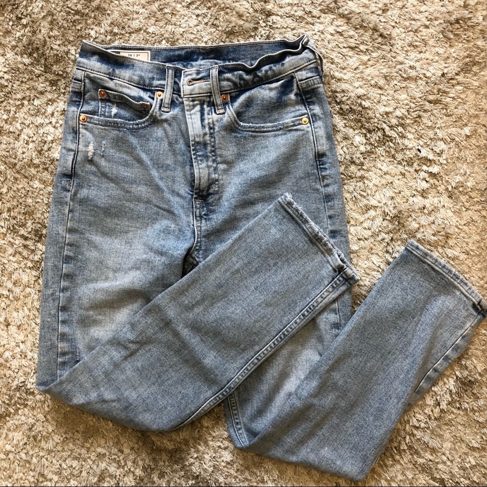 Gap High Rise Cigarette Jean